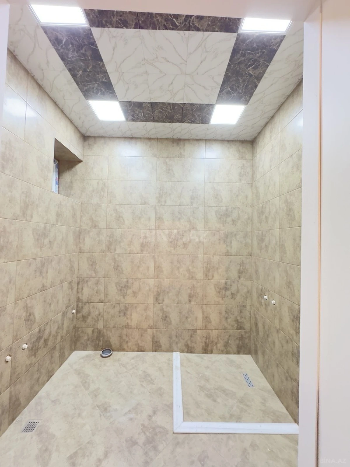 Satılır 6 otaqlı həyət evi 220 m²