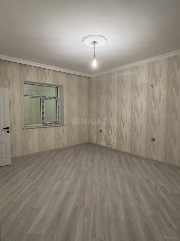 Satılır 6 otaqlı həyət evi 220 m²