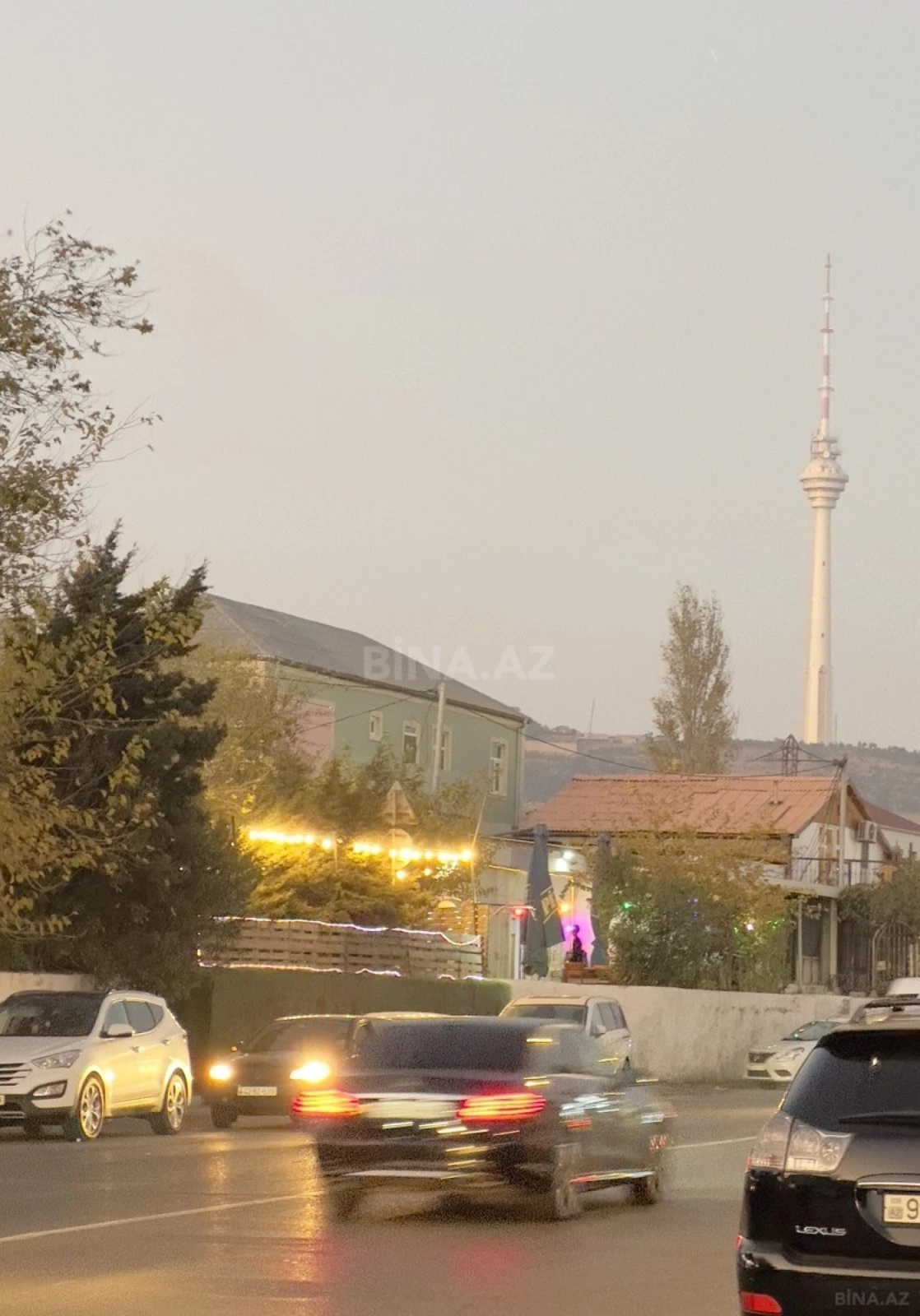 Satılır 6 otaqlı həyət evi 220 m²