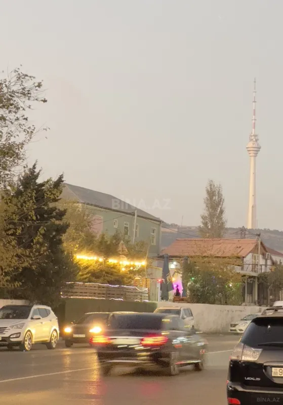 Satılır 6 otaqlı həyət evi 220 m²