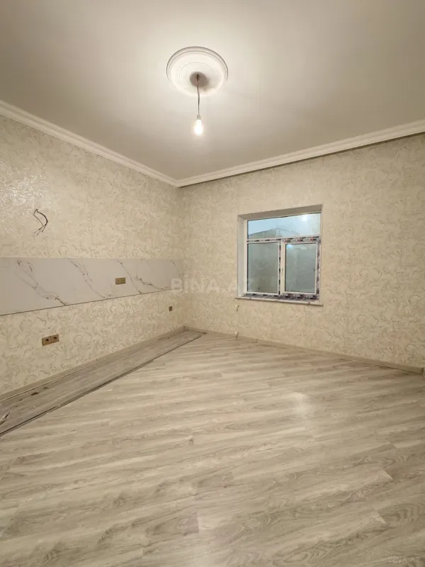 Satılır 6 otaqlı həyət evi 220 m²