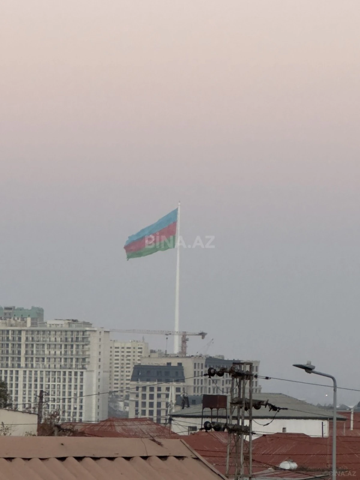 Satılır 6 otaqlı həyət evi 220 m²