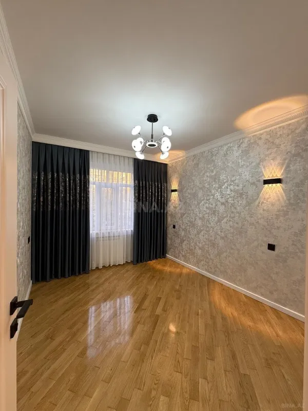 Satılır 2 otaqlı mənzil 65 m²