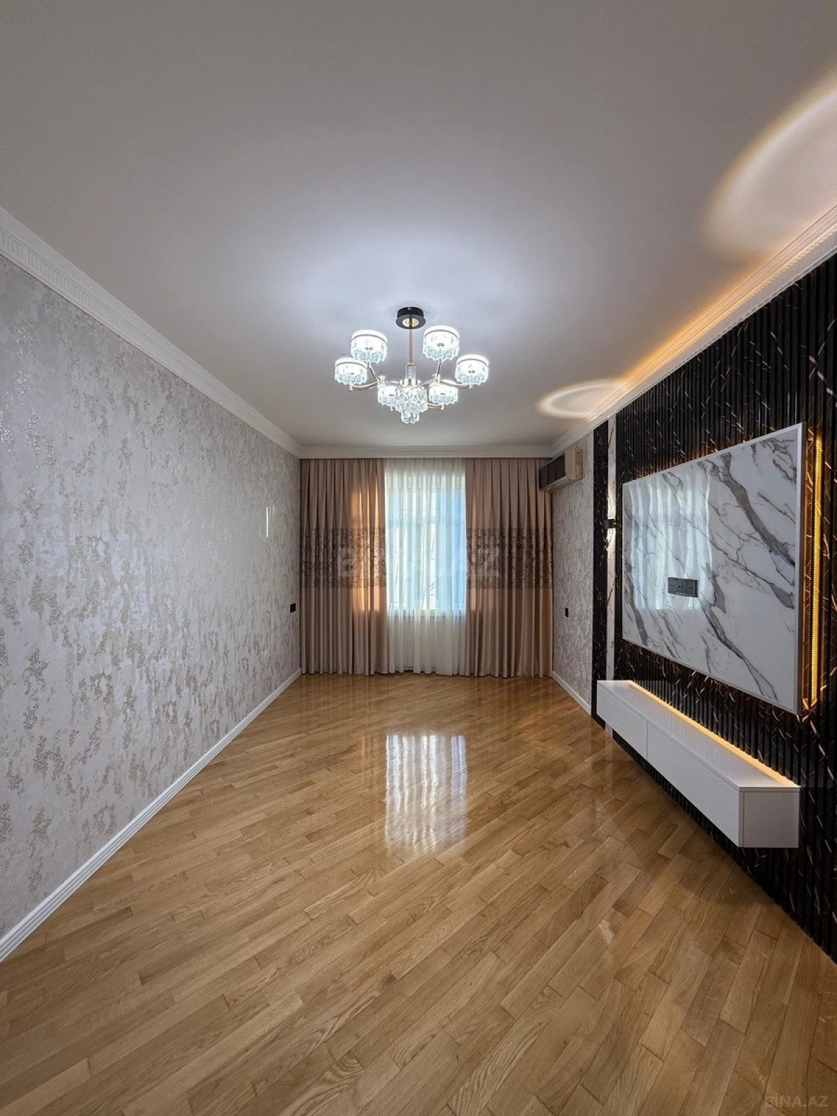 Satılır 2 otaqlı mənzil 65 m²