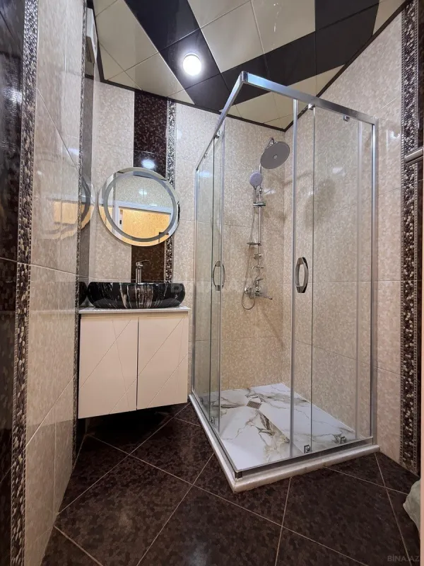 Satılır 2 otaqlı mənzil 65 m²