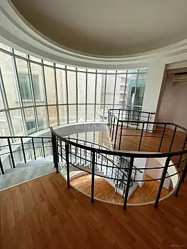 Kirayə verilir obyekt 2000 m² — Bakı 2000.00 m²