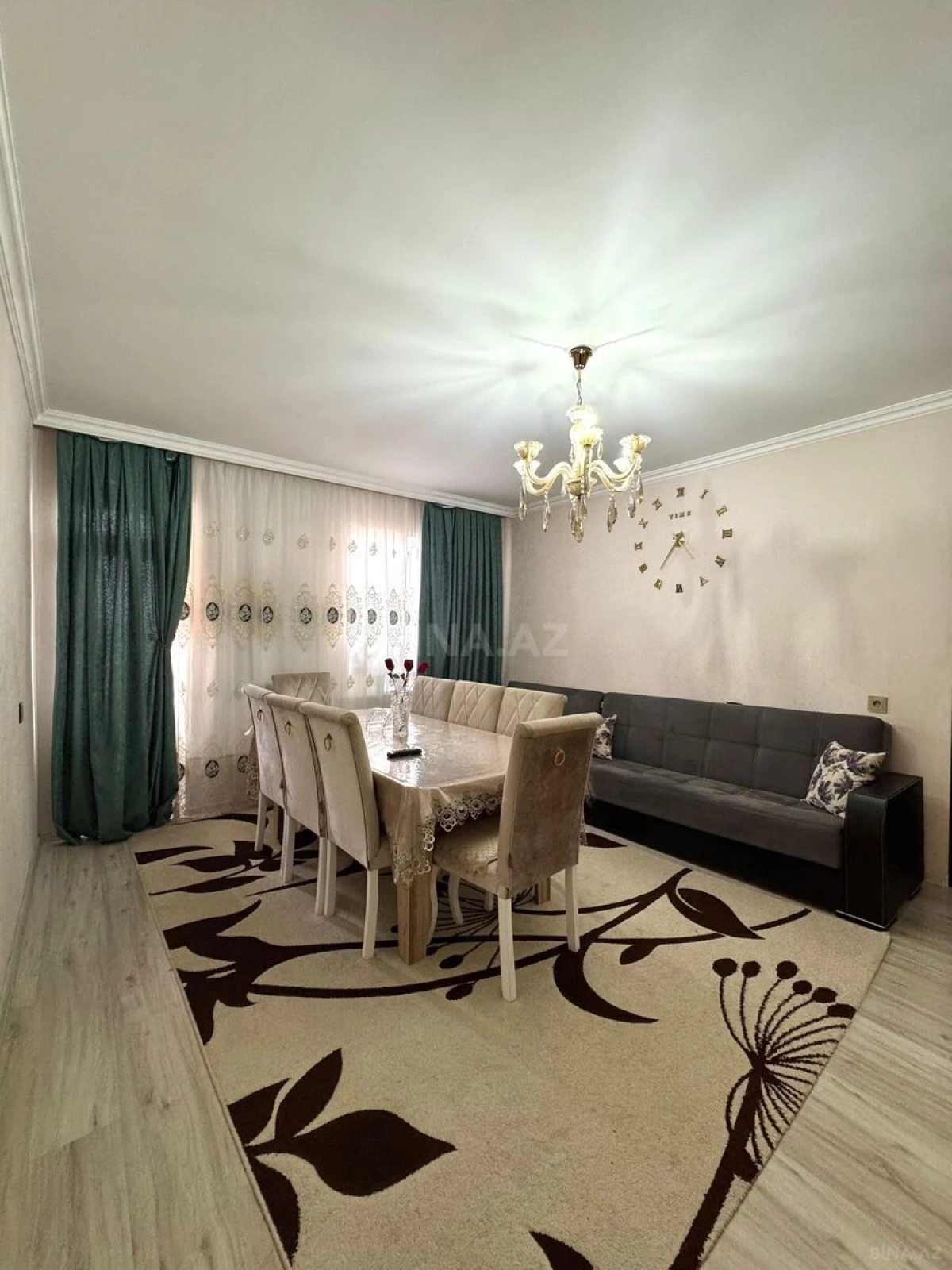 Satılır 4 otaqlı mənzil 109 m²