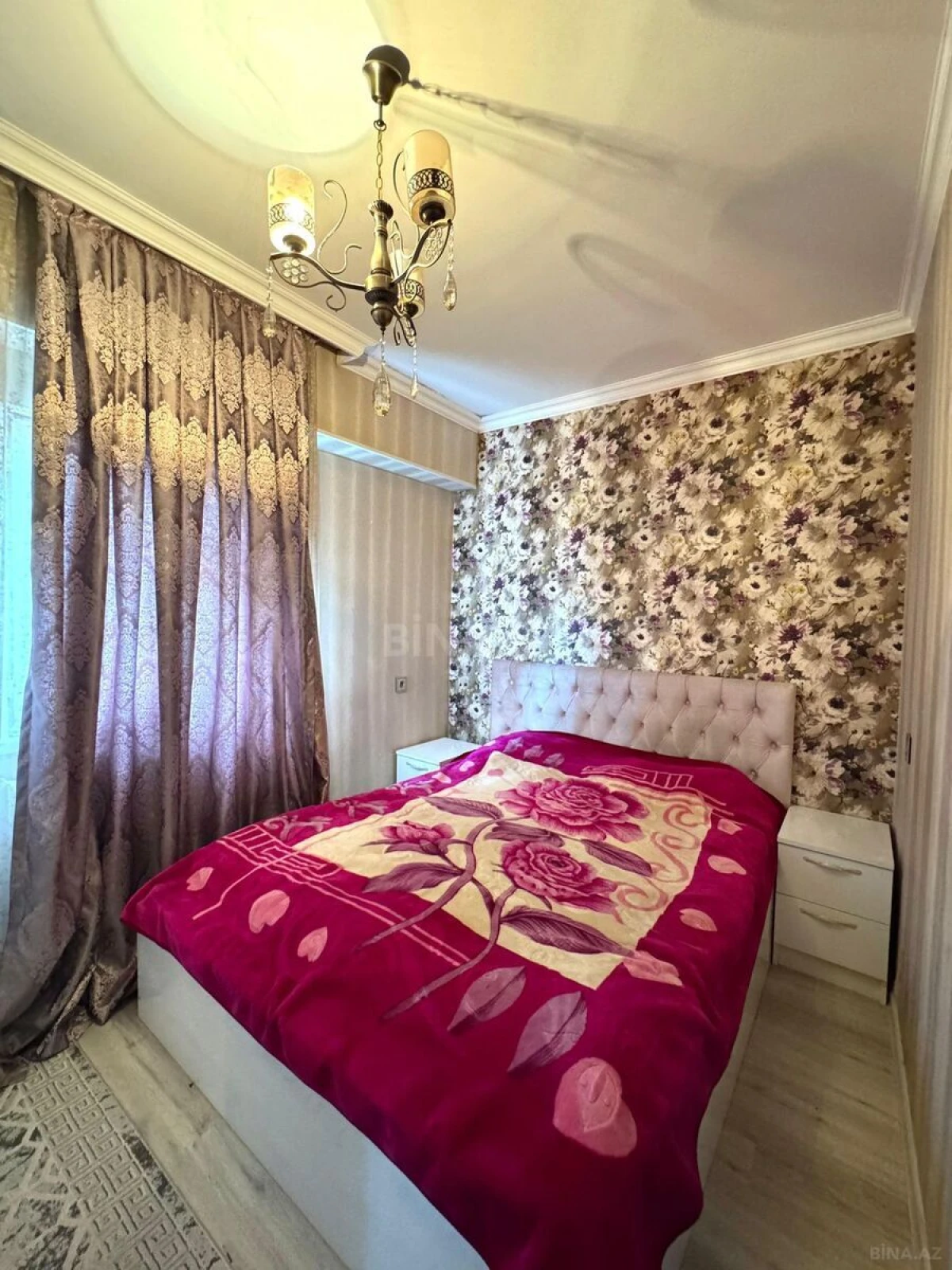 Satılır 4 otaqlı mənzil 109 m²