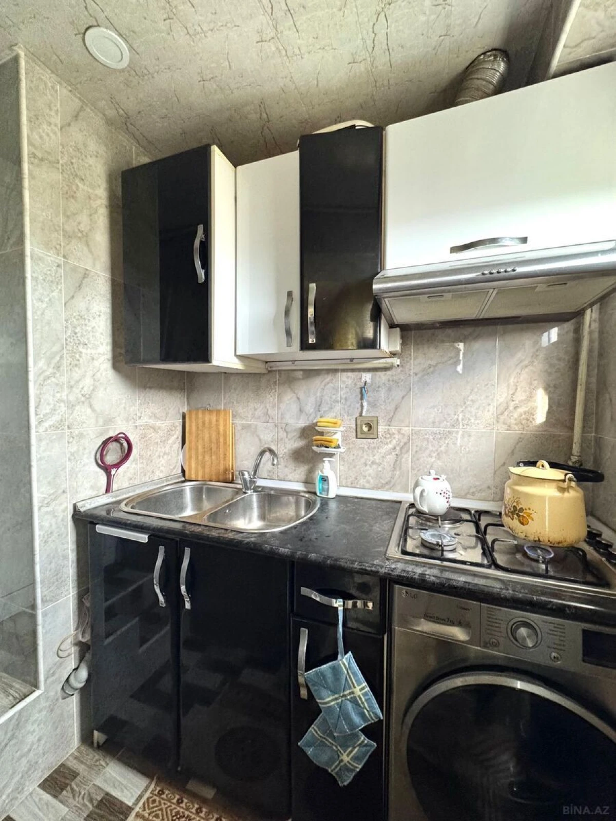 Satılır 4 otaqlı mənzil 109 m²