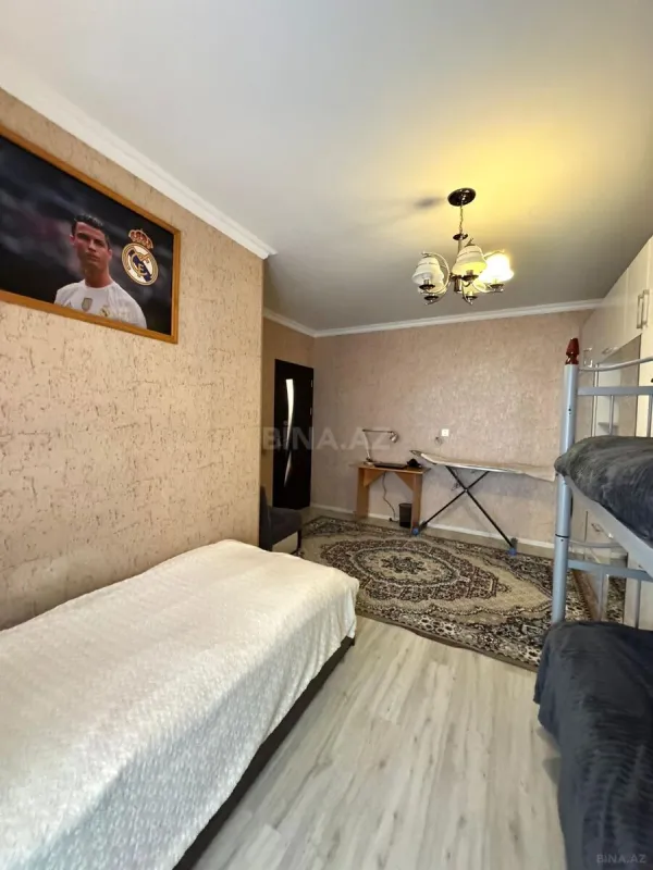 Satılır 4 otaqlı mənzil 109 m²