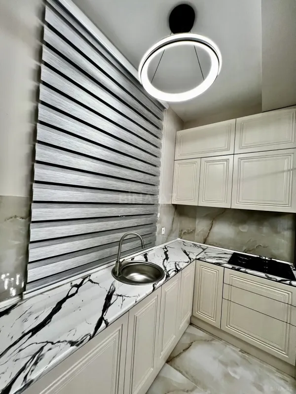 Satılır 2 otaqlı mənzil 52 m²