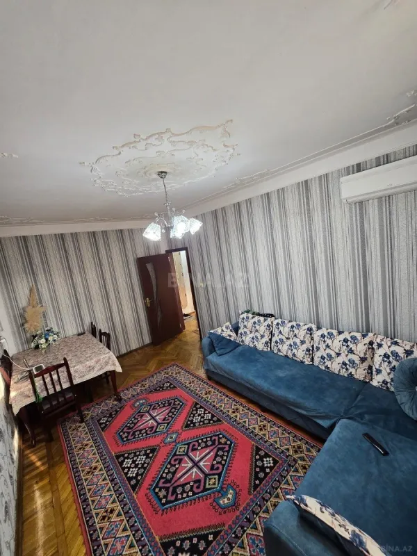 Satılır 2 otaqlı mənzil 60 m²