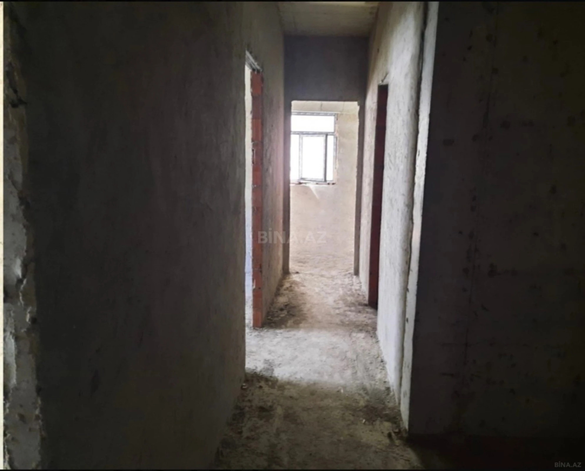 Satılır 2 otaqlı mənzil 70 m²