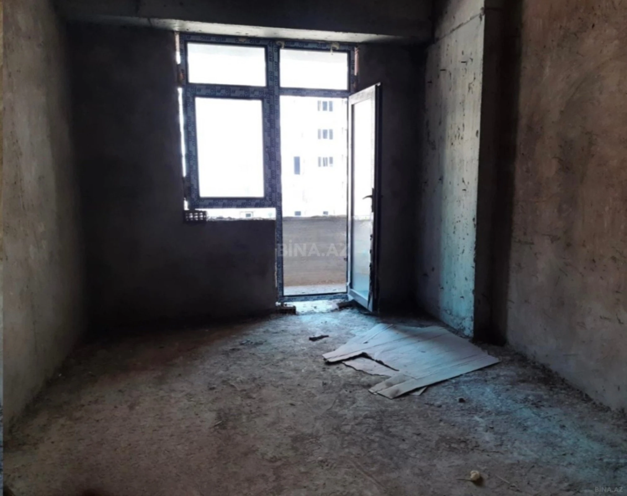 Satılır 2 otaqlı mənzil 70 m²