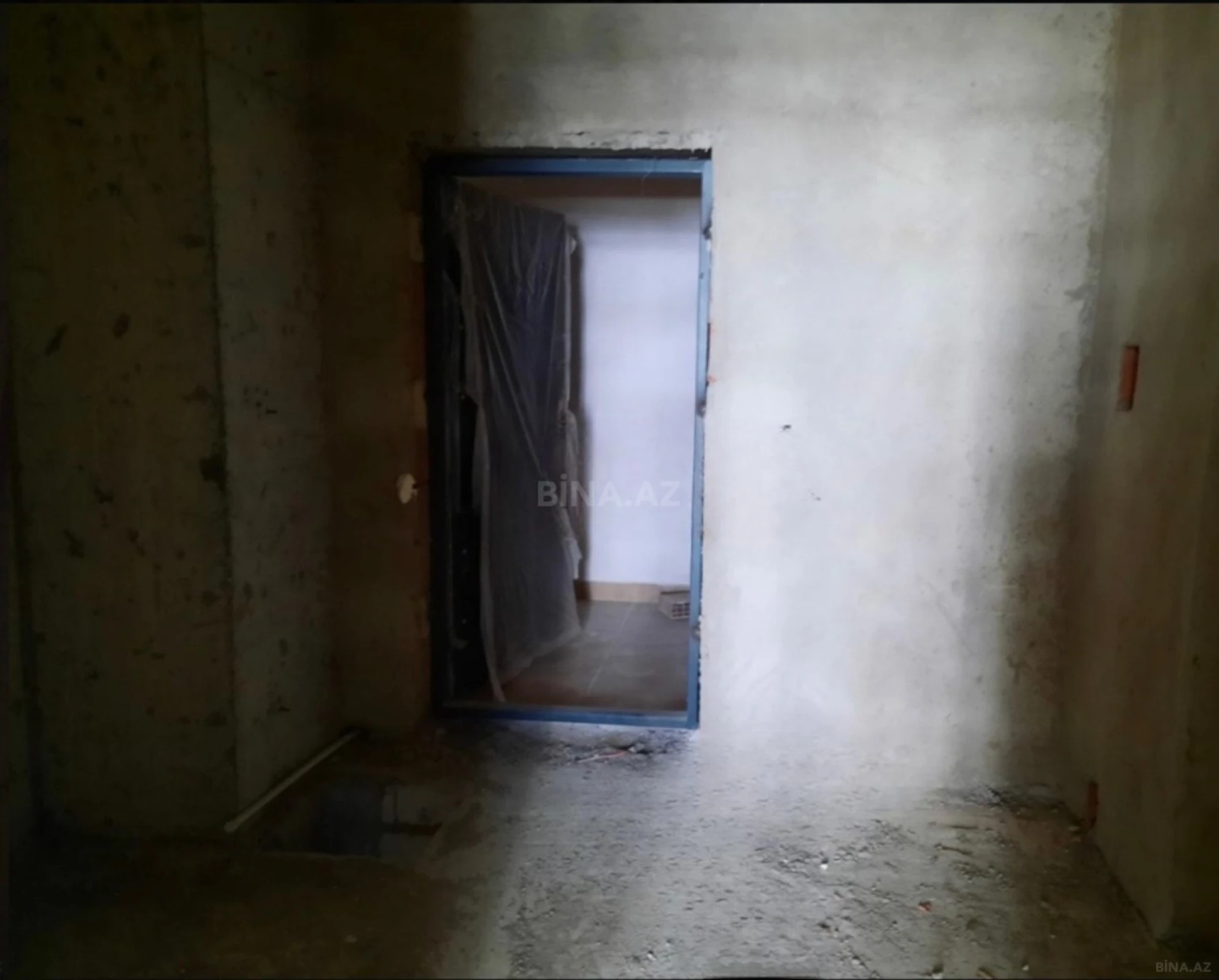 Satılır 2 otaqlı mənzil 70 m²