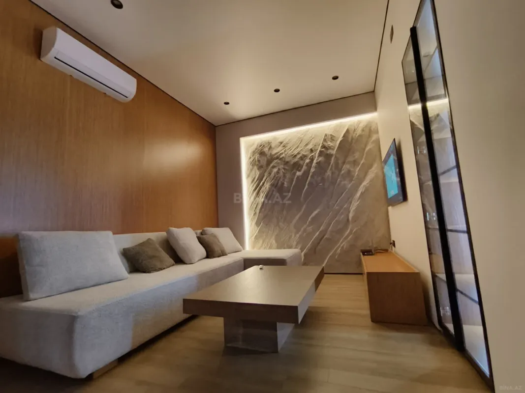 Kirayə verilir 2 otaqlı mənzil 71 m²