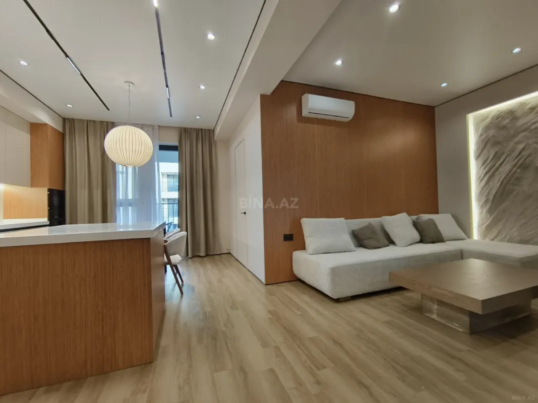 Kirayə verilir 2 otaqlı mənzil 71 m²