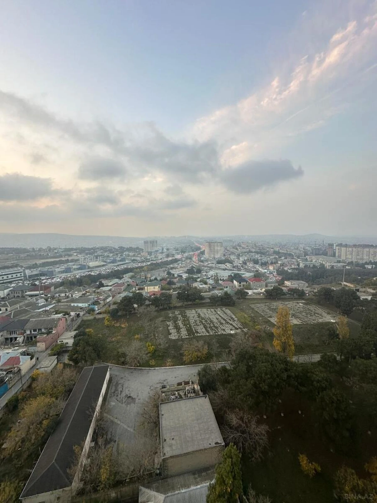 Satılır 2 otaqlı mənzil 90 m²