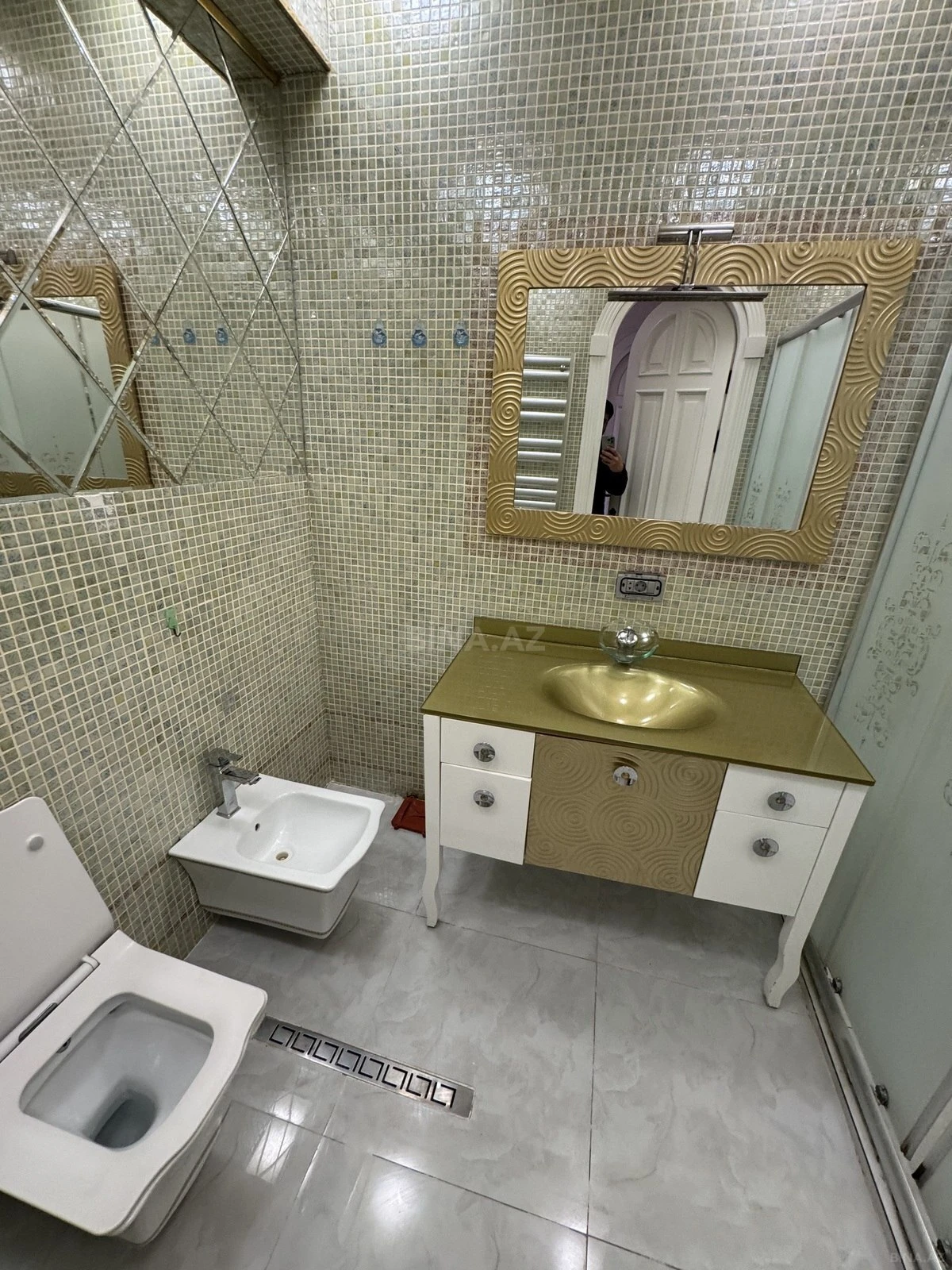Kirayə verilir 4 otaqlı mənzil 78 m²