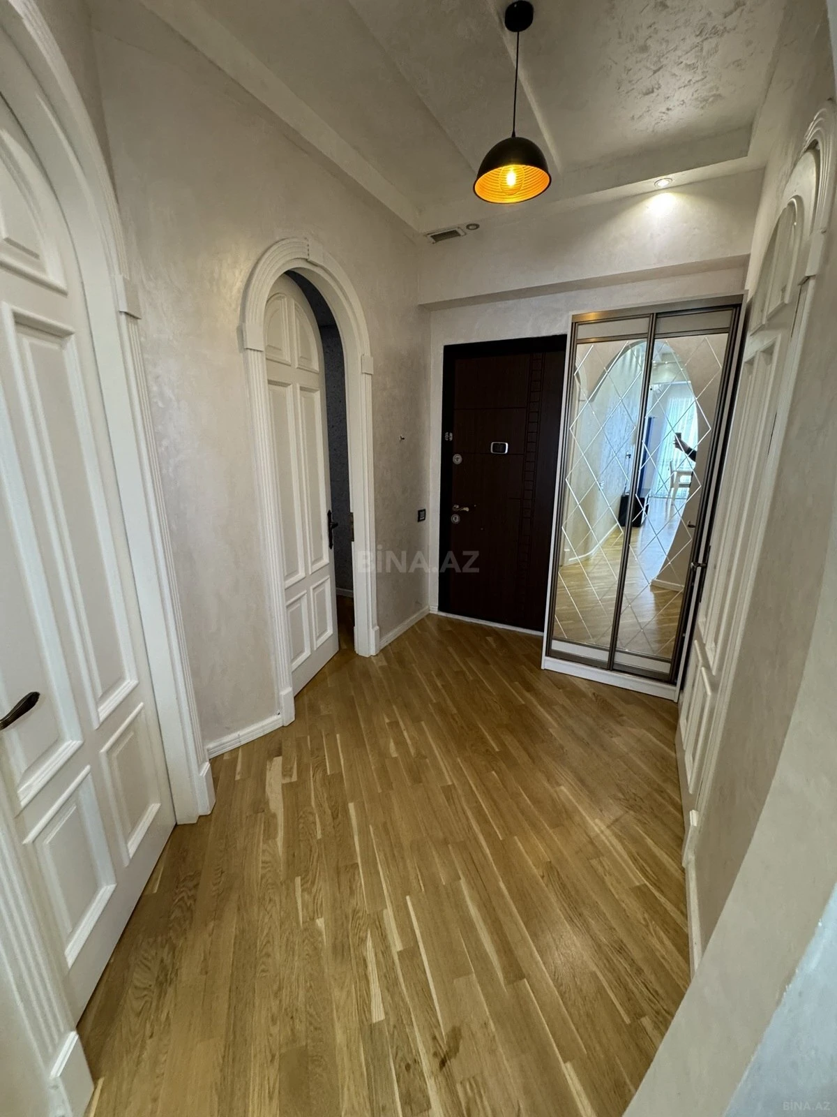 Kirayə verilir 4 otaqlı mənzil 78 m²