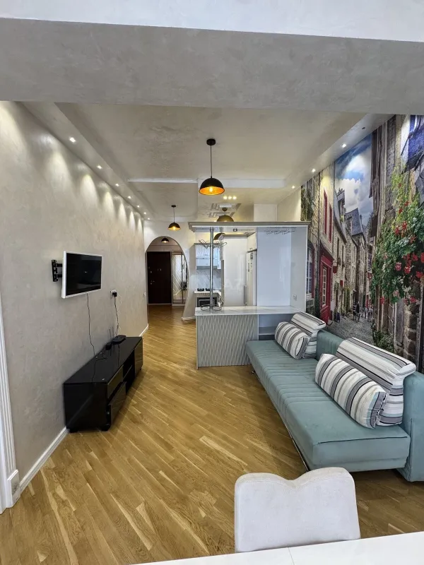 Kirayə verilir 4 otaqlı mənzil 78 m²