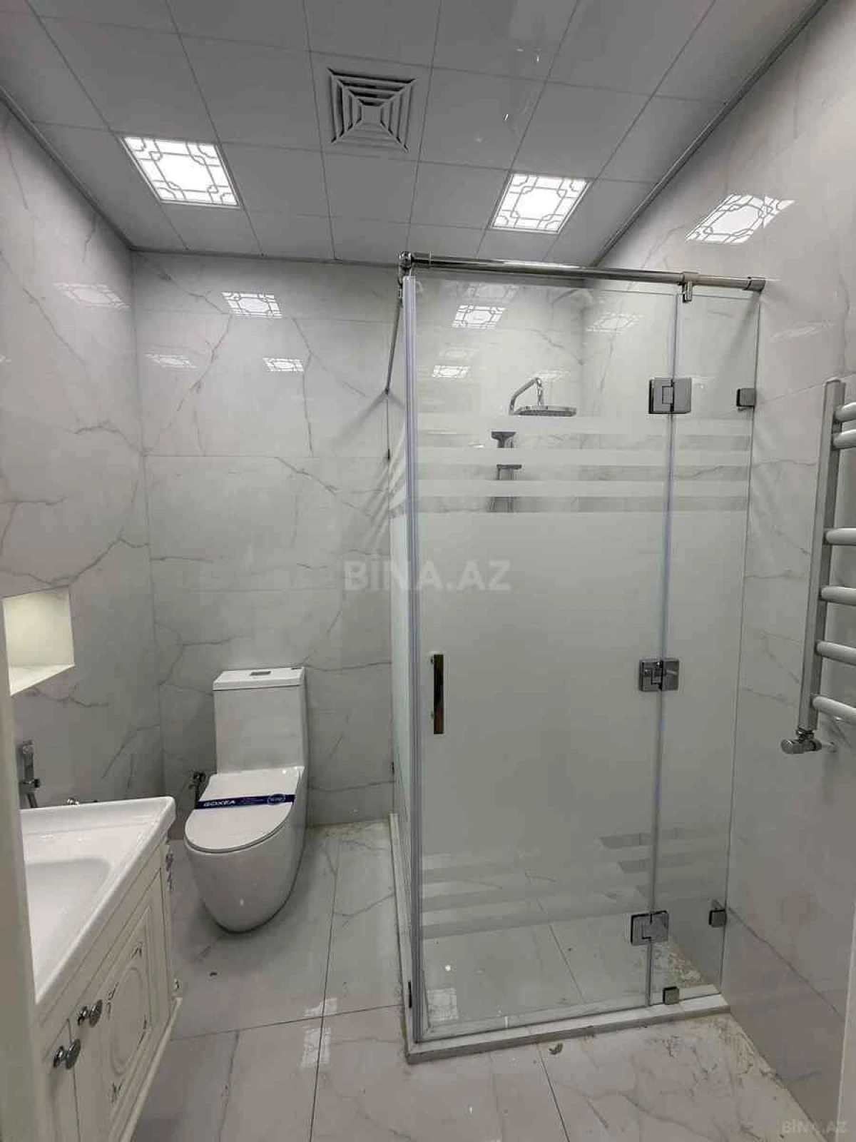 Satılır 2 otaqlı mənzil 65 m²