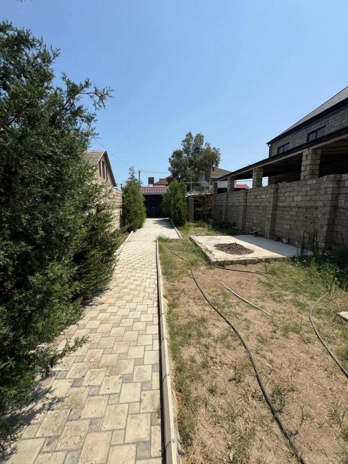 Satılır 4 otaqlı həyət evi 127 m²