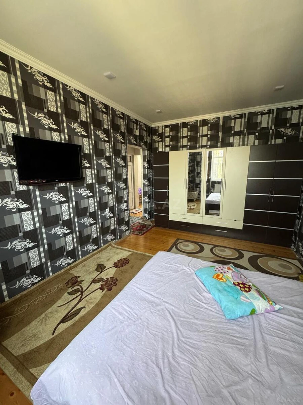 Satılır 4 otaqlı həyət evi 127 m²