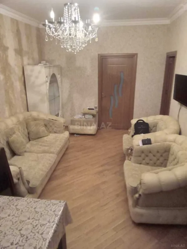 Satılır 2 otaqlı mənzil 52 m²