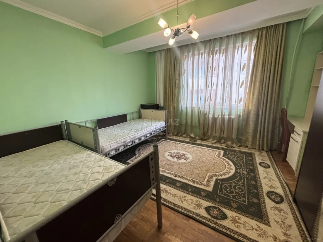Satılır 3 otaqlı mənzil 81.5 m²