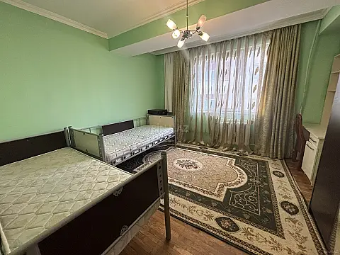 Satılır 3 otaqlı mənzil 81.5 m²