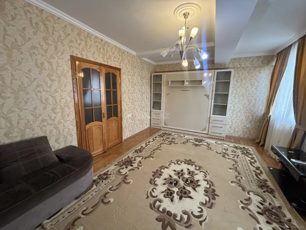 Satılır 3 otaqlı mənzil 81.5 m²