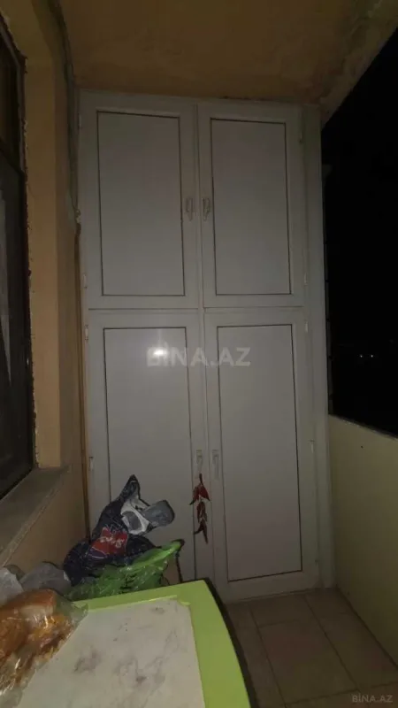 Satılır 2 otaqlı mənzil 101 m²