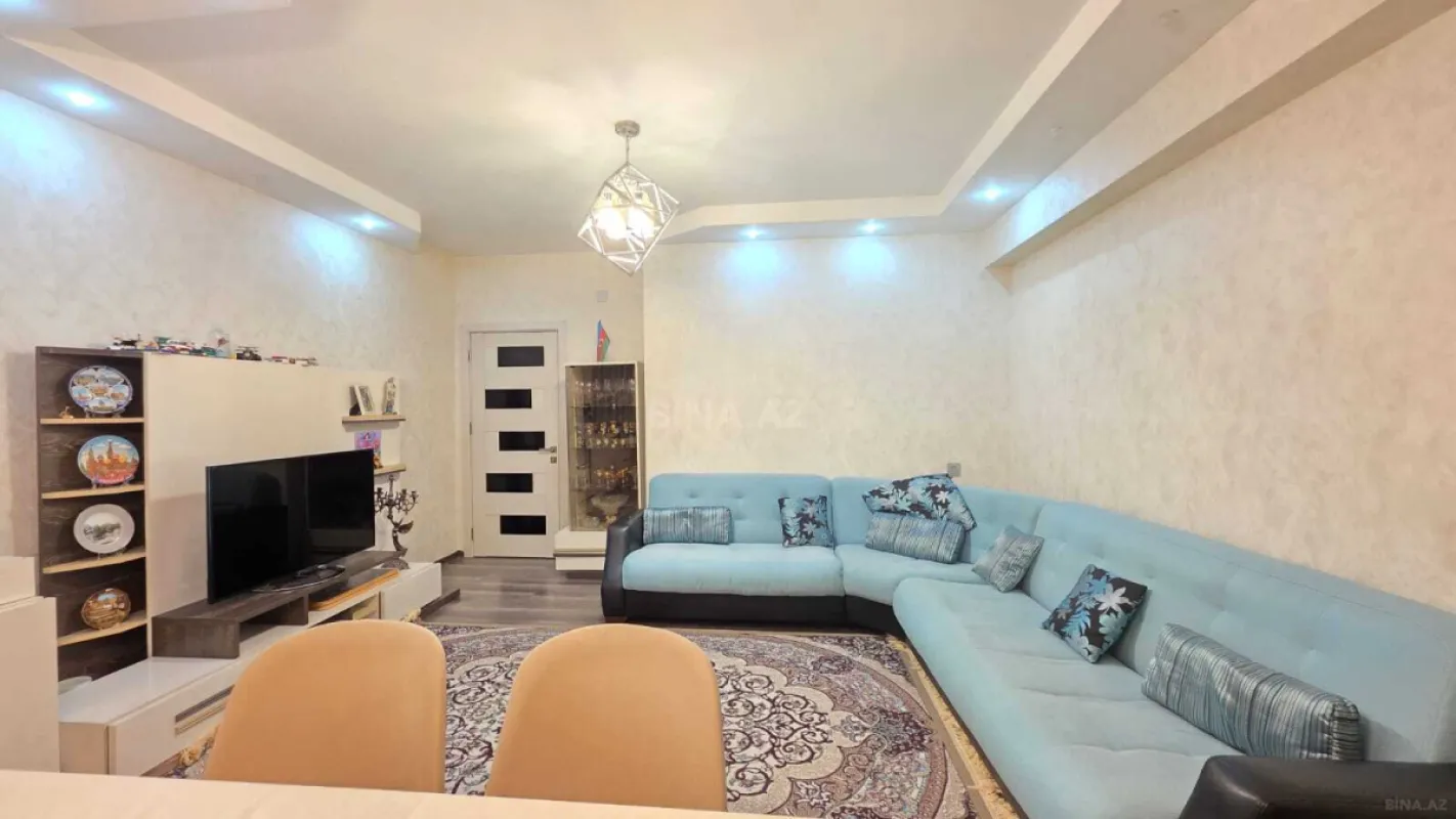 Satılır 2 otaqlı mənzil 101 m²