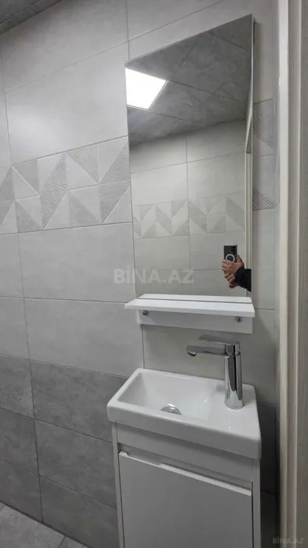 Satılır 2 otaqlı mənzil 101 m²