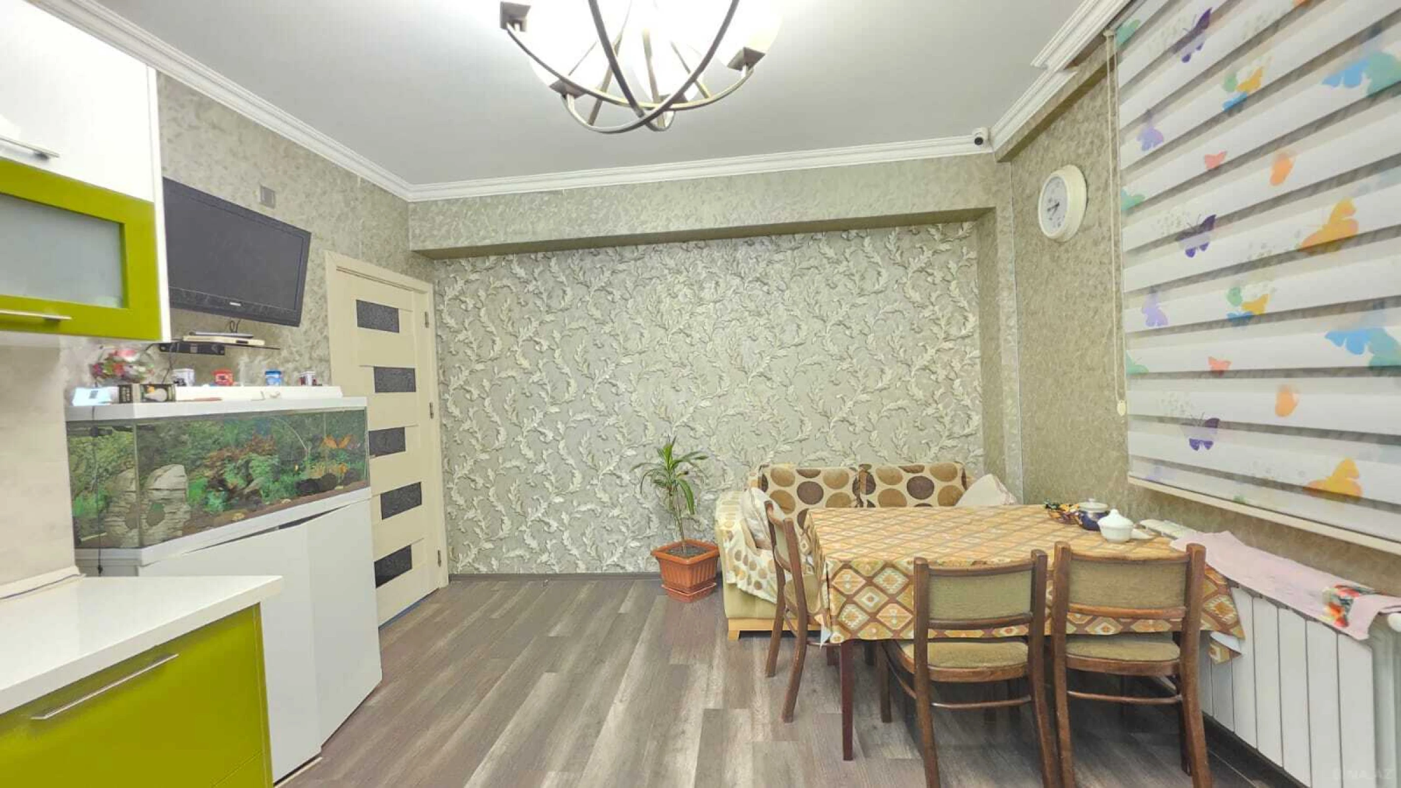 Satılır 2 otaqlı mənzil 101 m²