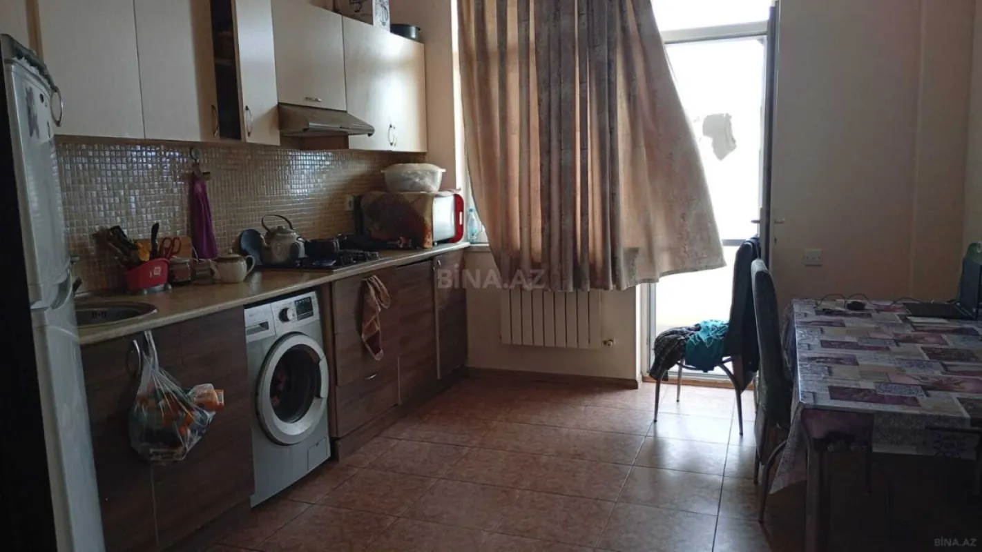 Satılır 3 otaqlı mənzil 114 m²
