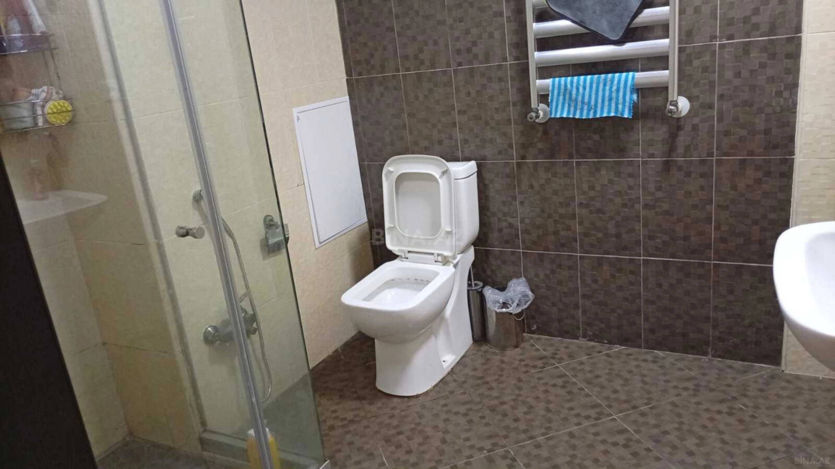 Satılır 3 otaqlı mənzil 114 m²