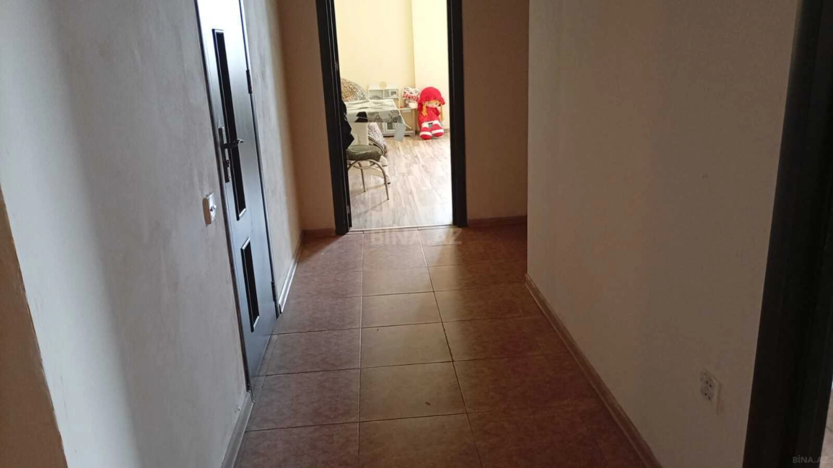 Satılır 3 otaqlı mənzil 114 m²