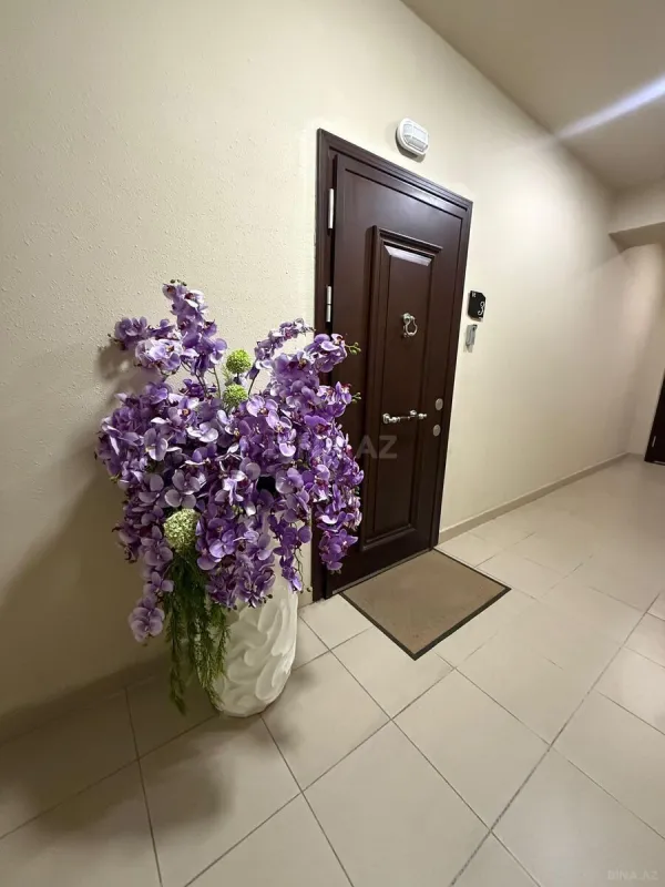 Kirayə verilir 2 otaqlı mənzil 98 m²