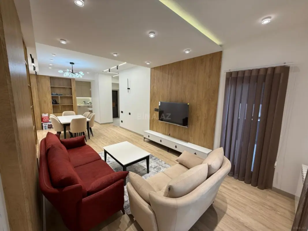Kirayə verilir 2 otaqlı mənzil 75 m²