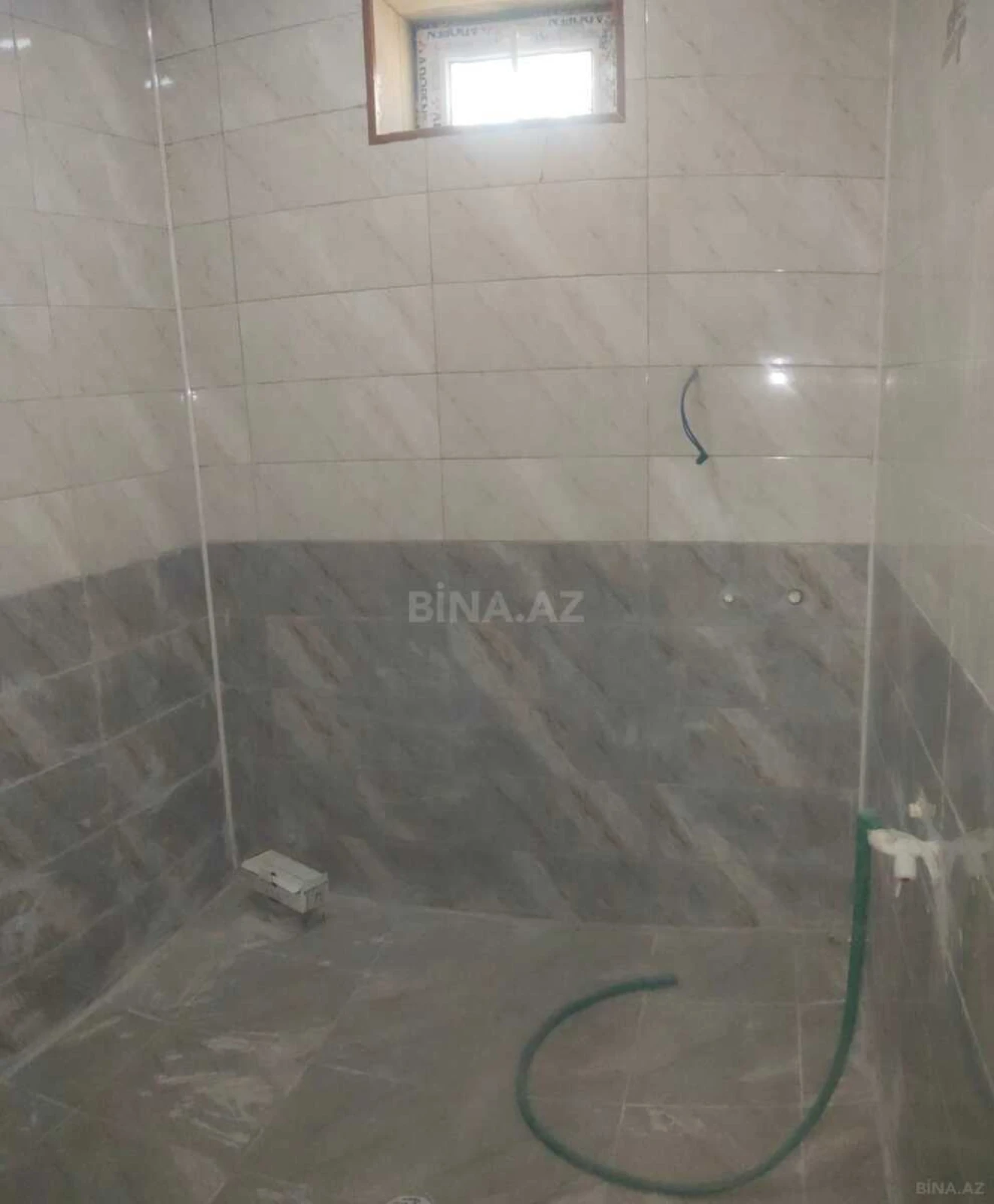 Satılır 4 otaqlı həyət evi 140 m²