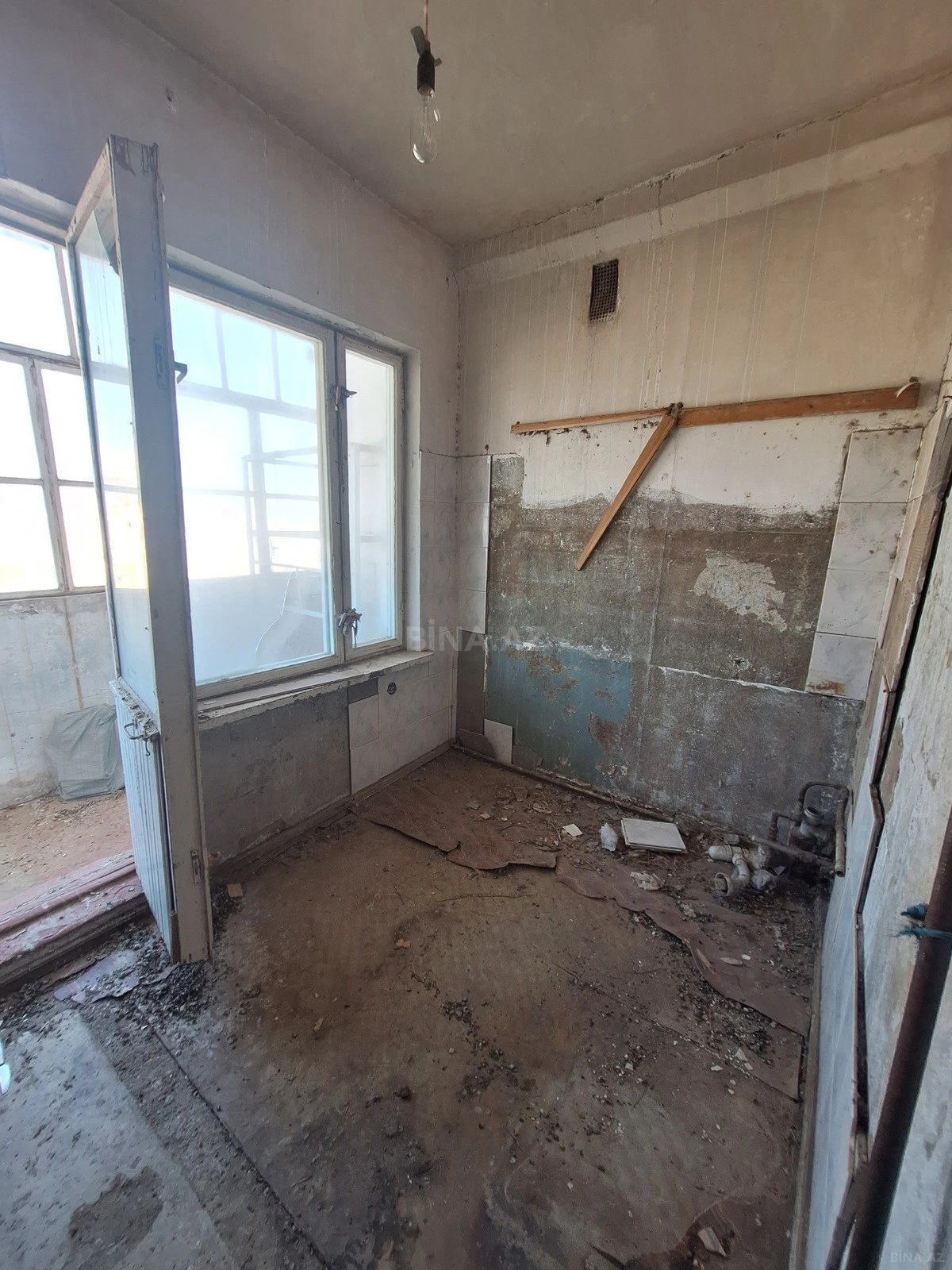 Satılır 2 otaqlı mənzil 60 m²