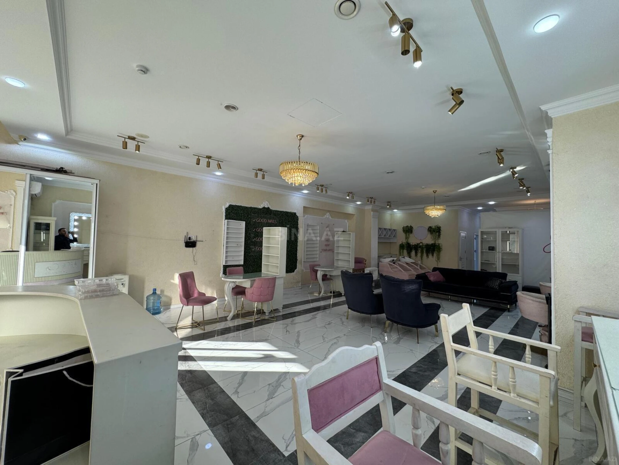 Satılır obyekt 115 m²