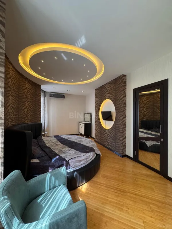 Kirayə verilir 3 otaqlı mənzil 120 m²