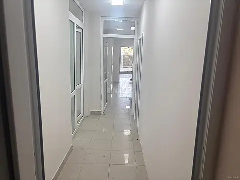 Kirayə verilir obyekt 100 m² — Bakı, İnşaatçılar 100.00 m²
