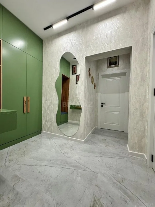 Satılır 2 otaqlı mənzil 60 m²