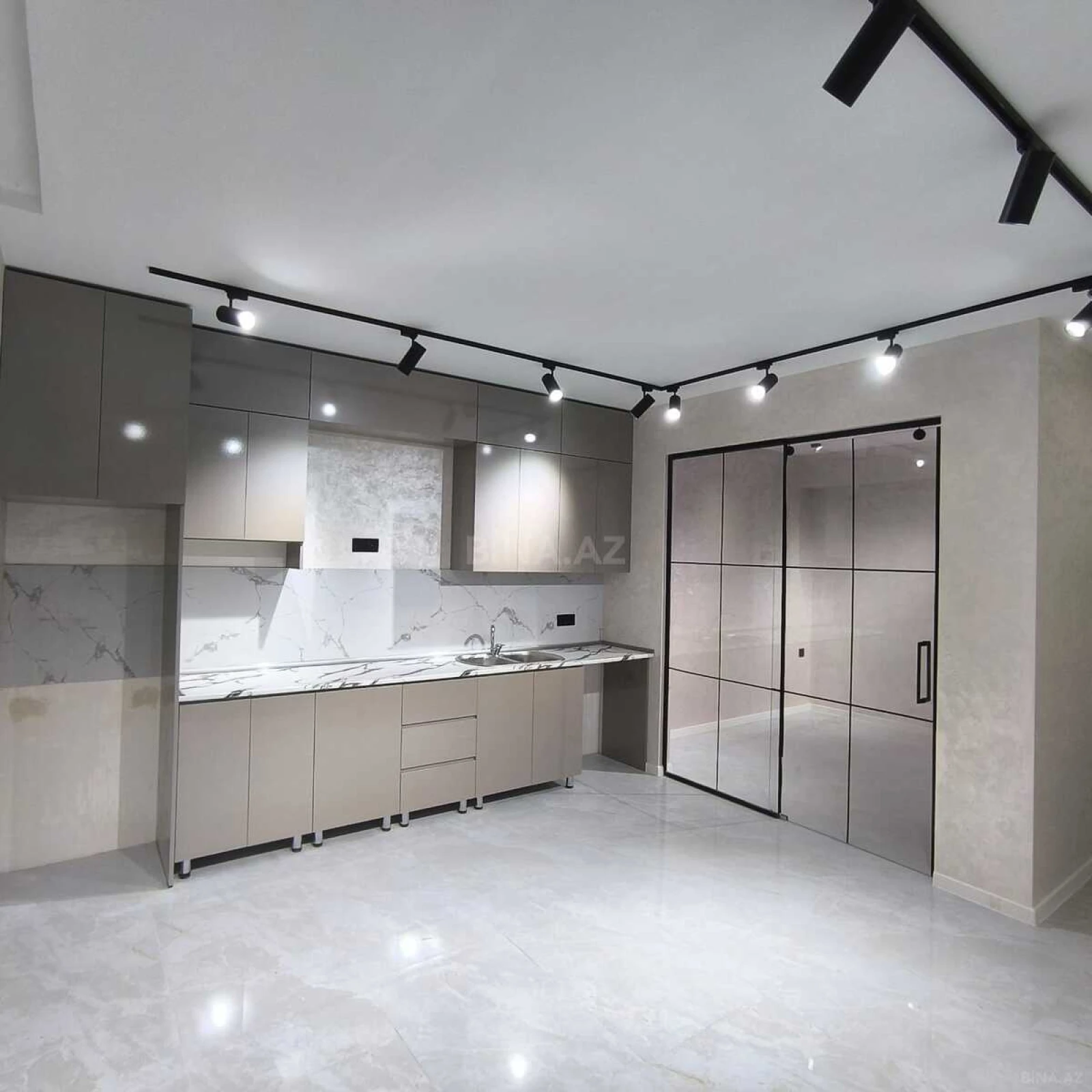 Satılır 2 otaqlı mənzil 35 m²