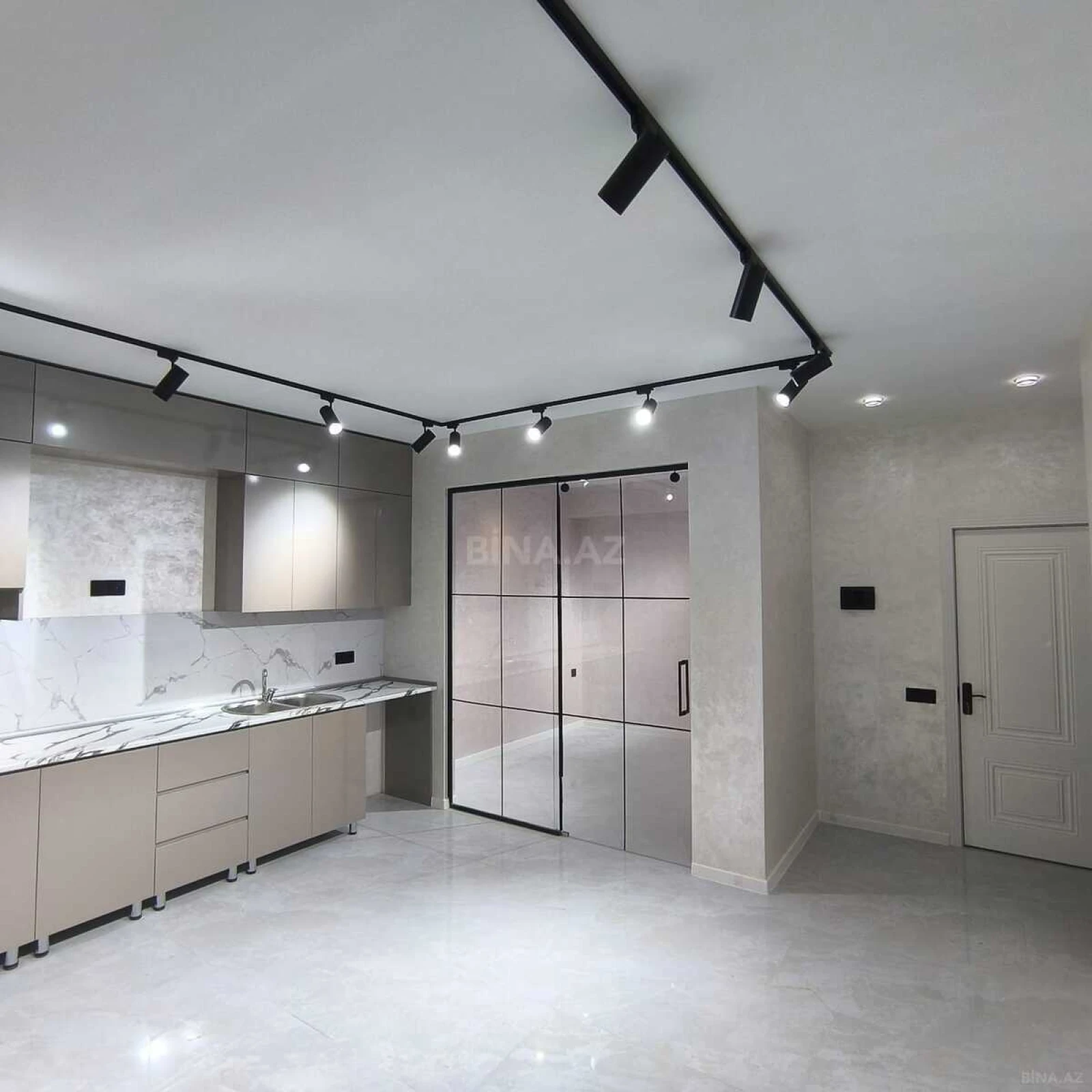 Satılır 2 otaqlı mənzil 35 m²