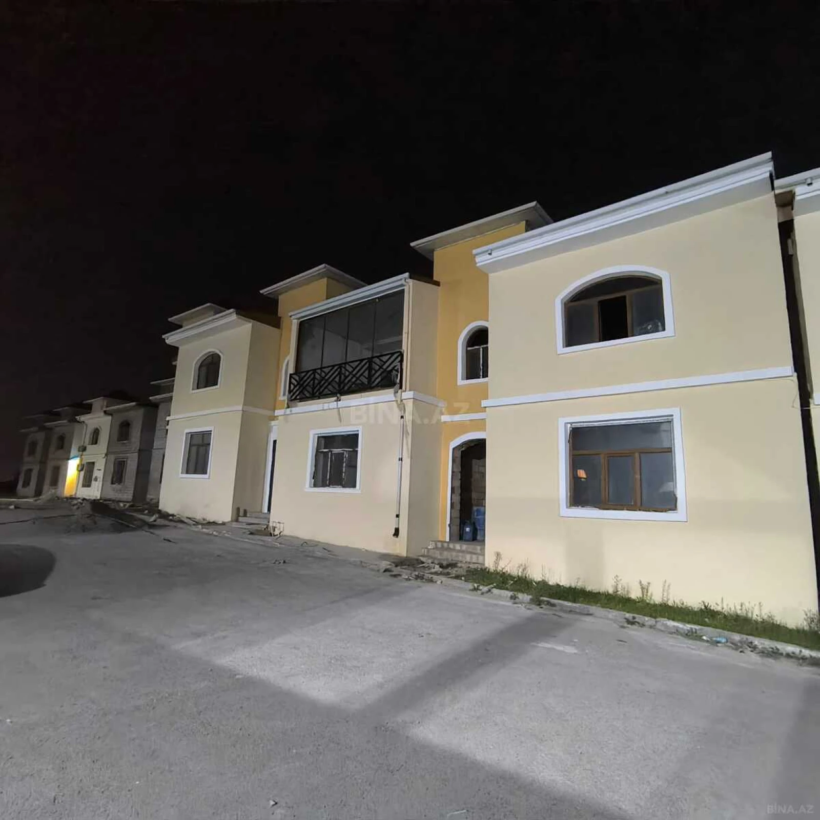 Satılır 2 otaqlı mənzil 35 m²